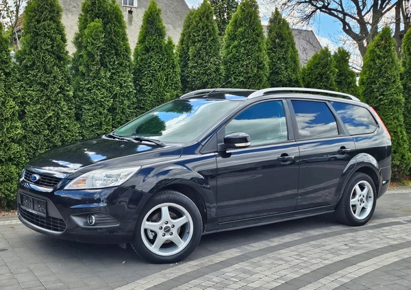 Ford Focus cena 12900 przebieg: 235000, rok produkcji 2009 z Otwock małe 301